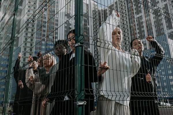 How to Stay Informed About the Latest Trends in Artificial Intelligence and Machine Learning?